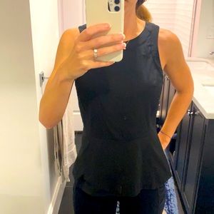 Theory sleeveless black top with pockets